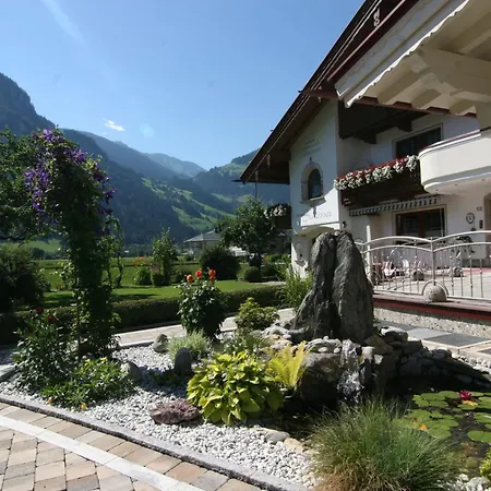 Aparthotel Alpinschlossl