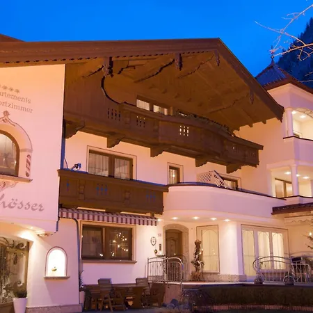 Alpinschlössl Aparthotel 4*