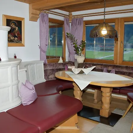 Alpinschlossl Aparthotel