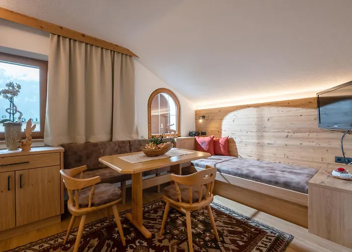 Aparthotel Alpinschloessl Mayrhofen