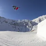 Alpinschloessl 4* Майрхофен