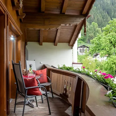 Alpinschloessl מלון דירות מאיירהופן