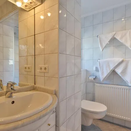 Alpinschloessl מלון דירות מאיירהופן