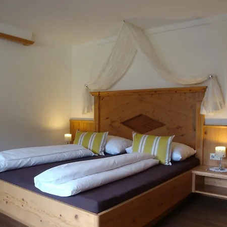 Hotel apartamentowy Alpinschloessl
