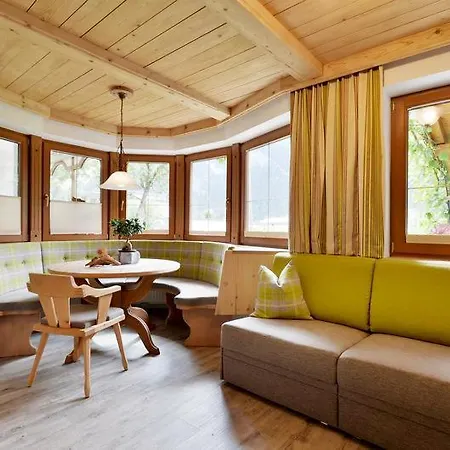 Alpinschloessl 4* מאיירהופן