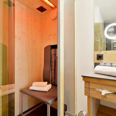 Hotel apartamentowy Alpinschloessl 4*