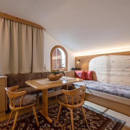 Aparthotel Alpinschloessl Mayrhofen
