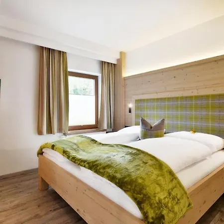 Aparthotel Alpinschloessl Mayrhofen